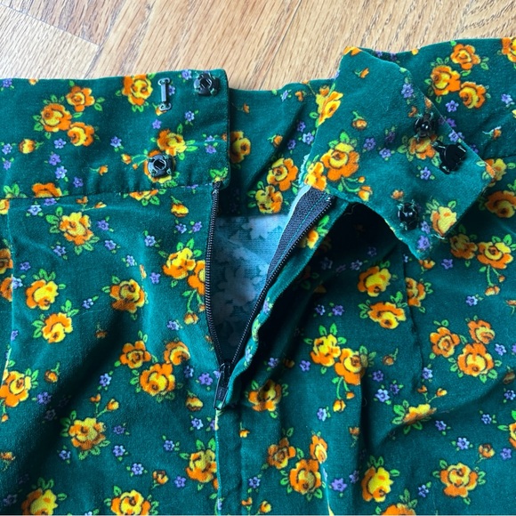 Handmade Velvet Floral Knee-length Skirt 32” Waist - Green Orange Yellow Purple - Picture 6 of 7
